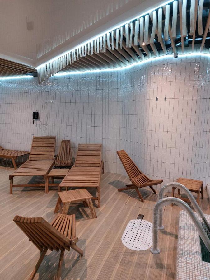 Leon Hotel Lviv Kültér fotó